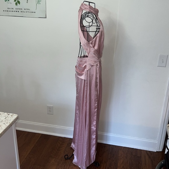 NWT Ieena for Mac Duggal Pink Open Back High Neck Side Ruched Gown Size 8 - Picture 7 of 15